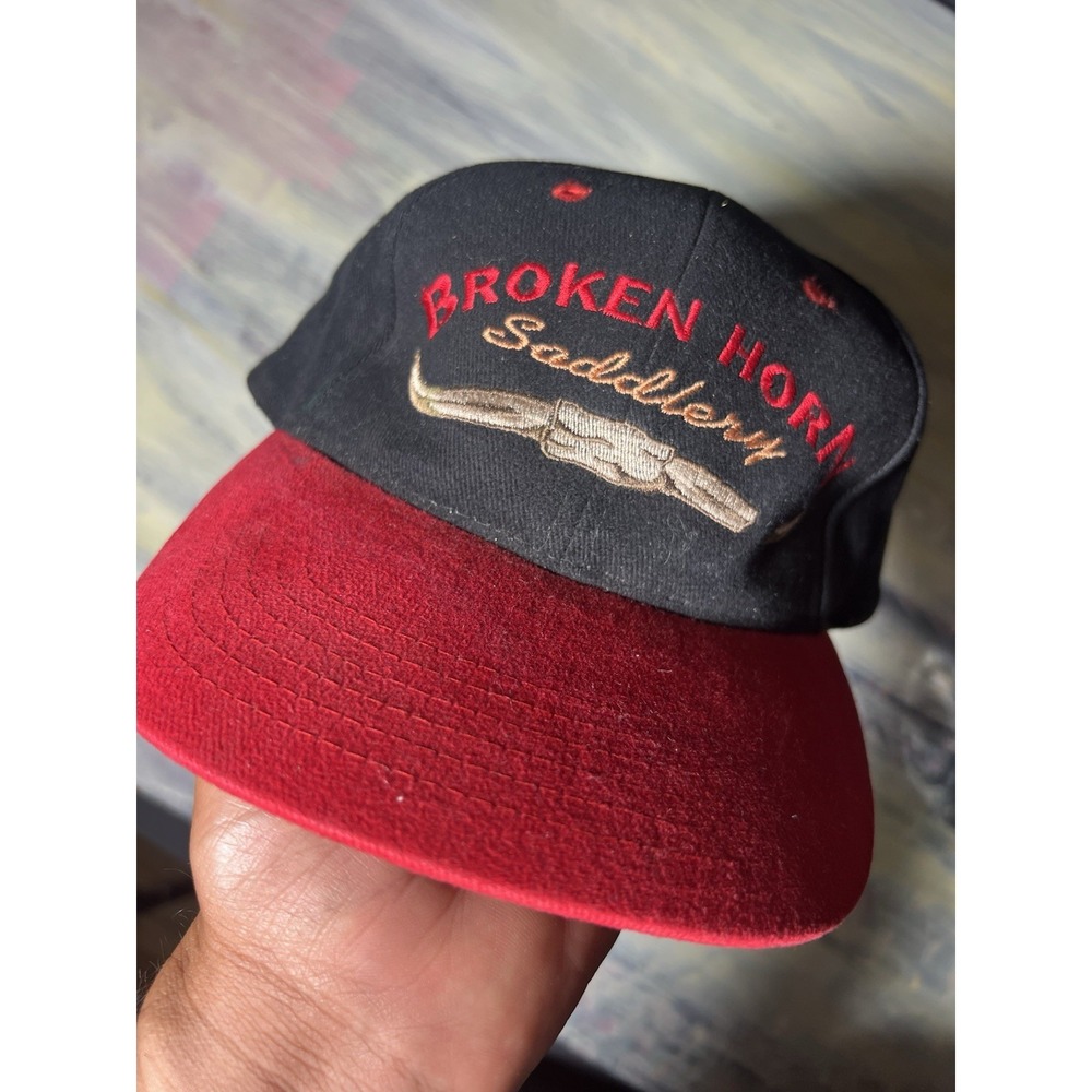 Vintage Broken Horn Saddlery Western Cowboy Hat Black Red Strapback Cap